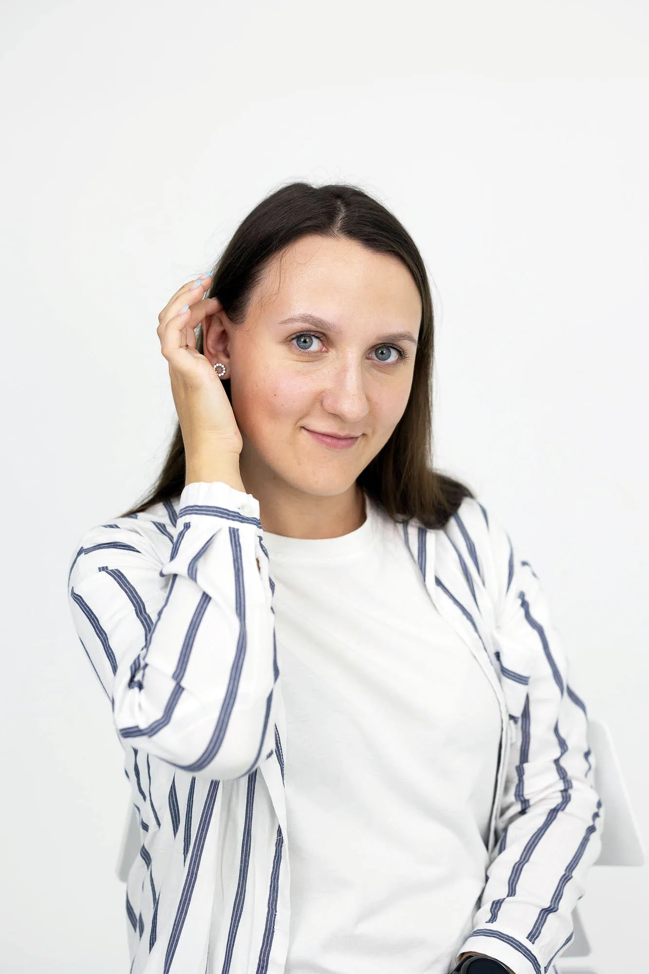 Поглядев на то, как работают другие репетиторы, как именно они дают знания, я поняла, как делать не надо. Я проанализировала, как со мной не работало, и выработала свою методику преподавания, чтобы детям она была доступна и понятна.